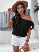 MDB Kadın Tek Omuzu Açık Koldan Bağlamalı Janjan Krep Bluz thumbnail 2