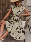 MDB Kadın Kısa Yarasa Kollu Yuvarlak Yaka Beli Büzgülü Süprem Elbise thumbnail 1