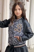 Kız Çocuk V Cool Yazı Baskılı Sweatshirt Zebra ve Gold Şerit Detaylı Deri Ceketli Etekli Takım - 4