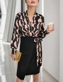 MDB Kadın Uzun Kollu Kruvaze Yaka Dijital Baskılı Fiyonk Detay Atlas Kumaş Elbise thumbnail 6