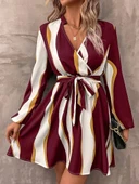 MDB Kadın Uzun Kollu Kruvaze Yakalı Desenli Modal Mini Elbise thumbnail 4