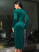 MDB Kadın Uzun Kollu Kruvaze Yakalı Yandan Büzgülü Midi Kadife Elbise thumbnail 4