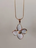 Çiçek Tasarımlı Gold Çelik Kolye Aksesuar Hediyelik - 1