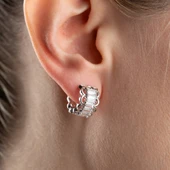 925 Ayar Gümüş Baget Taşlı Minimal Halka Küpe thumbnail 3