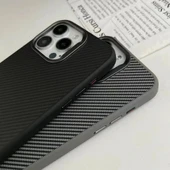 iPhone 15 Pro Kılıf M-safe Şarj Özellikli Karbon Fiber Görünümlü Troy Kapak thumbnail 5