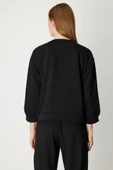 Kırışık Kumaş Detaylı Sweat On - 4