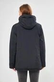 İçi Astarlı Su ve Rüzgar Geçirmez Cepli Kapüşonlu Kadın Mont thumbnail 6