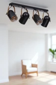 Lumexx LONDON 4 LÜ SIRALI SİYAH PLAFONYER AVİZE thumbnail 1