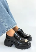 Kiya Siyah Rugan Dolgu Topuk Oxford Ayakkabı thumbnail 1