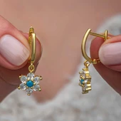 Gümüş Mavi Taşlı Gold Çiçek Kadın Küpe thumbnail 1