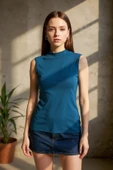 Kadın Mavi Kolsuz Balıkçı Yaka Basic Bluz - 5
