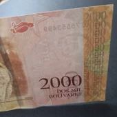Escoines Koleksiyon 3996368f6c9f564da2 Venezuela 2000Bolivar Çil eski yabancı kağıt para thumbnail 2