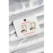 Pirinç Gold Renk Kalpli Zirkon Taşlı Kadın Küpe - 1