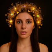 Kalp Püsküllü Gece Parıltısı 3 Modlu LED'li Işıklı Taç Altın Renk thumbnail 1