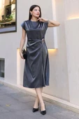 Toka ve Drape Detaylı Soft Saten Midi Elbise 6042-Antrasit - 2