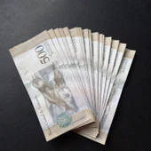 Escoines Koleksiyon 3996368f57598f2daf 2017 Venezuela 500 Bolivar ÇİL Deste eski yabancı kağıt para thumbnail 2