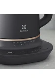 Electrolux Explore 7 E7K1-6BP 2400 W 1,7 L Sıcaklık Ayarlı Su Isıtıcısı thumbnail 5