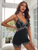 MDB MdbShop Beyaz Dantel İşlemeli Siyah İnce Askılı Saten Şortlu Takım thumbnail 1