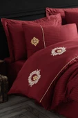 Hobby Bordo Çift Kişilik Nakışlı Saten Nevresim Takımı thumbnail 2