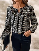 Lucky Life Kadın Uzun Kollu Damla Detaylı Yaka Desenli Süprem Bluz thumbnail 2