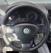 DİKİŞLİ DİREKSİYON KILIFI KARBON DERİ NOKTALI DERİ SİYAH DİKİŞLİ VW GOLF POLO İÇİN thumbnail 1