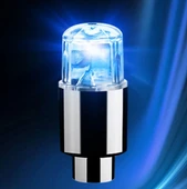 Işıklı Bisiklet Araba Sibop Kapağı 2 Adet thumbnail 2