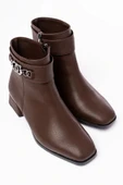 RM-502 Kahverengi Toka Aksesuarlı Topuklu Fermuarlı Günlük Kadın Bot thumbnail 5