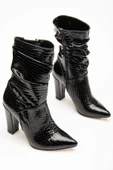 VRT-4815 Siyah Kroko Yüksek Kalın Topuklu Körüklü Fermuarlı Kadın Bot thumbnail 5
