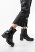 5109-3028 Siyah Toka Aksesuarlı Fermuarlı Topuklu Günlük Kadın Bot thumbnail 2