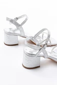 K-888 Kadın Gümüş İnce Sarmal Bantlı Topuklu Ayakkabı thumbnail 5