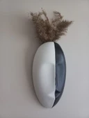 İki Renkli Soyut İnsan Yüzü Duvar Vazosu, Maske Duvar Süsü, Aksesuar Siyah-Beyaz thumbnail 3