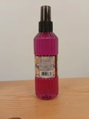 ROSELLA SEVDA ÇİÇEĞİ KREM PARFÜMLÜ SPREY KOLONYA 200 ML thumbnail 2