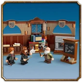LEGO Harry Potter Hogwarts Şatosu: Tılsım Dersi 76442 thumbnail 2