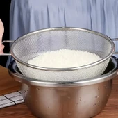 Paslanmaz Çelik Kulplu Tel Çok Amaçlı Makarna Un Meyve Sebze Süzgeçi 22 Cm thumbnail 3