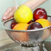 Paslanmaz Çelik Kulplu Tel Çok Amaçlı Makarna Un Meyve Sebze Süzgeçi 20 Cm thumbnail 2