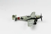QD079 1/48 Ölçek, Messerschmitt Bf 109 G-10 Sergilemeye Hazır Plastik Uçak Maketi thumbnail 6