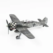 QD031 1/48 Ölçek, Focke-Wulf 190 F-8 Sergilemeye Hazır Plastik Uçak Maketi thumbnail 2