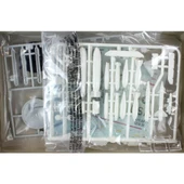 AMT 953 1/48 Ölçek, Star Trek F104 Starfighter Uzay Aracı, Plastik Model kiti thumbnail 4