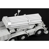 Trumpeter 07180 1/72 Ölçek, Rus 9P140 Kamyon ve 9K57 Uragan Çoklu Füze Sistemi, Plastik Model Kiti - 4