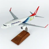 THY018 1/100 Ölçek, THY Barcelona B737-800 Yolcu Uçağı, Sergilemeye Hazır Ahşap Standlı Model thumbnail 2