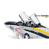 SWS 48-09 1/48 Ölçek, F-4J Phantom II (Navy) Savaş Uçağı, Plastik Model kiti thumbnail 4