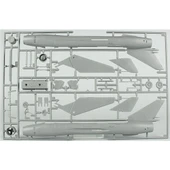 Mistercraft E012 1/72 Su-22 M4R (77 JBG) Savaş Uçağı Plastik Model Kiti thumbnail 2