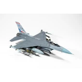 Kinetic K48102 1/48 Ölçek, F-16C Blok 25/42 USAF Savaş Uçağı, Plastik Model kiti thumbnail 2