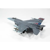 Kinetic K48102 1/48 Ölçek, F-16C Blok 25/42 USAF Savaş Uçağı, Plastik Model kiti thumbnail 3