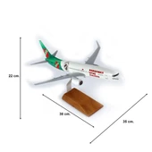 THY038 1/100 Ölçek, THY Karşıyaka Spor Logolu B737-800 Yolcu Uçağı, Sergilemeye Hazır Ahşap Standlı Model thumbnail 5