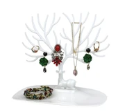 Beyaz Geyik Tasarımlı Takı Mücevher Standı - 4