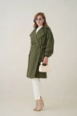 Su Geçirmez Kruvaze Yaka Sık Dokuma Kadın Trençkot thumbnail 8
