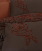 Cotton Box Brode Ranforce Çift Kişilik Nevresim Takımı Rosen Kiremit thumbnail 2