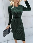 MDB Kadın Uzun Kollu Bisiklet Yaka Taşlı Midi Kadife Elbise thumbnail 3