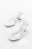S-619 Beyaz Rugan Şeffaf Bantlı Şeffaf Topuklu Yuvarlak Burunlu Kadın Terlik thumbnail 3